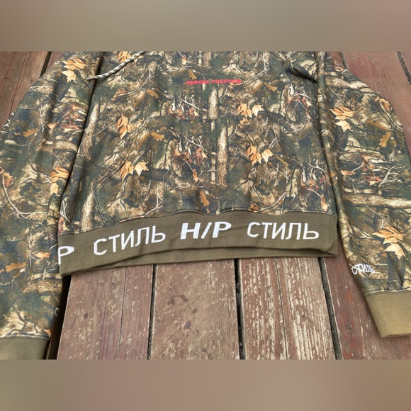 Camo Hoodie - Picture 4 of 6